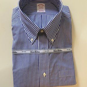 Men's Brooks Brothers Navy and White Striped button down shirt